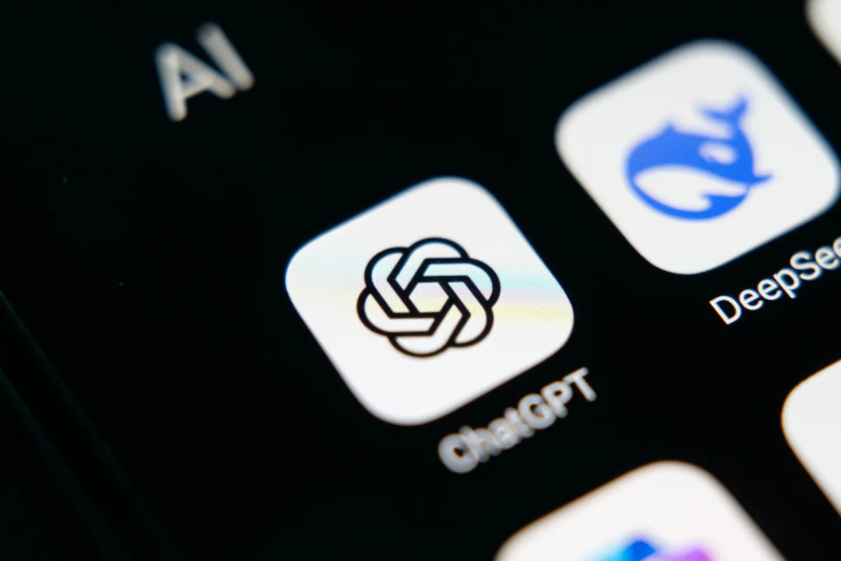 GPT-6 Sol і Luna вже доступні: OpenAI розповіла про можливості нових моделей