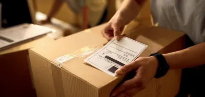 80% посилок – для ухилення від податків: навіщо Україні нові правила для AliExpress і Temu