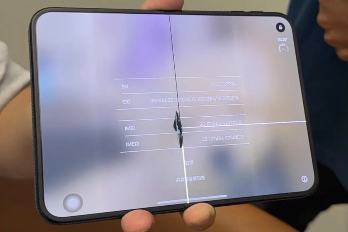 У власників складаного iPhone Duo почав тріскатися внутрішній дисплей